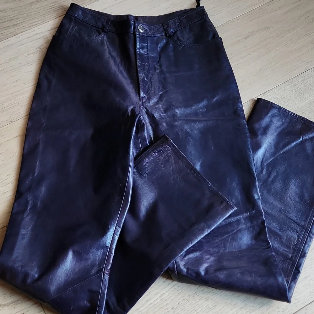 Vintage Elements by Vakko Leather Pants in Aubergine - Picture 3 of 15